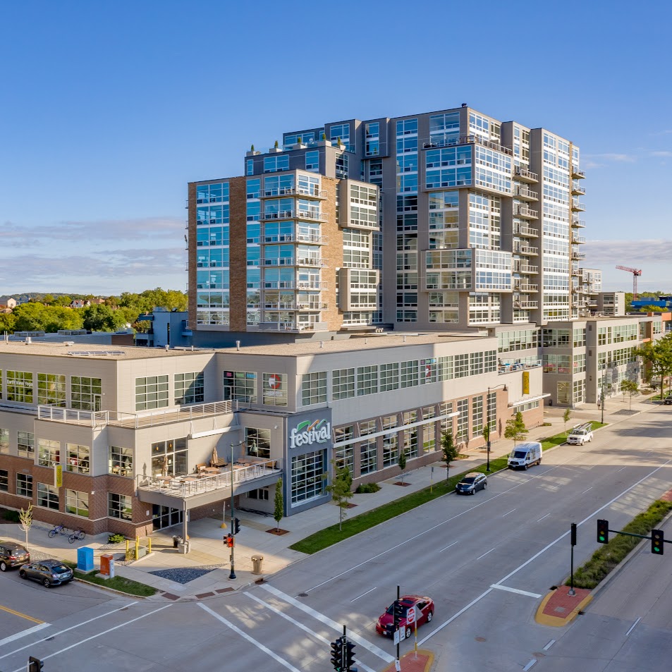 Galaxie High Rise Apartments
