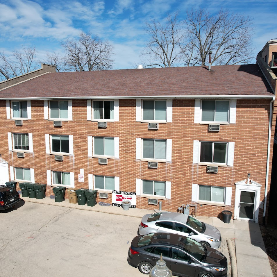 15 N Hancock St