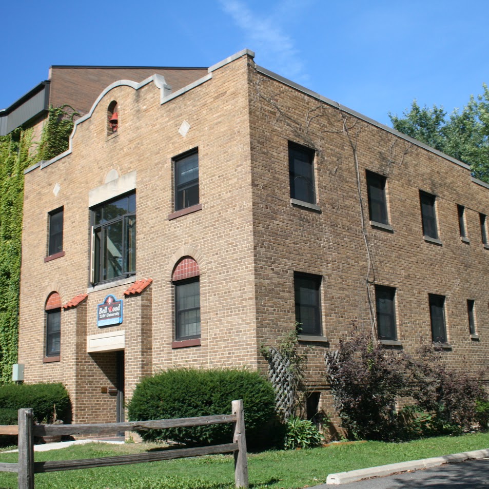  2104 University Ave